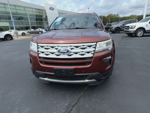 Certified 2018 Ford Explorer XLT w/ Equipment Group 202A AWD/4WD image 3