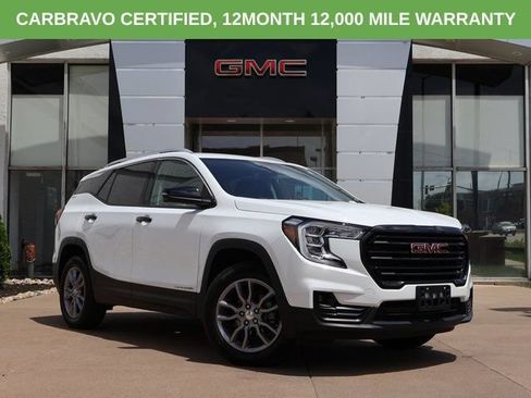 Certified 2024 GMC Terrain SLT AWD/4WD image 1