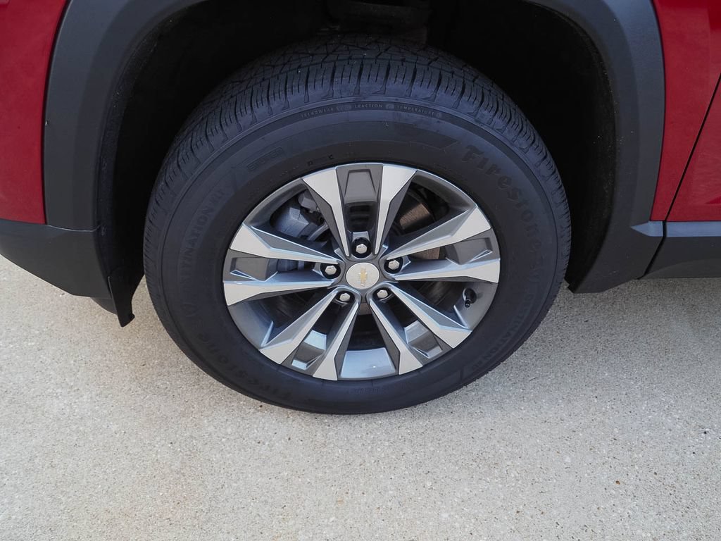 Certified 2026 Chevrolet Equinox LT FWD image 32