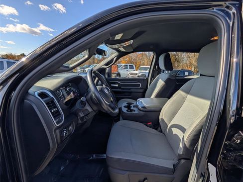 Used 2024 RAM 2500 Big Horn image 15