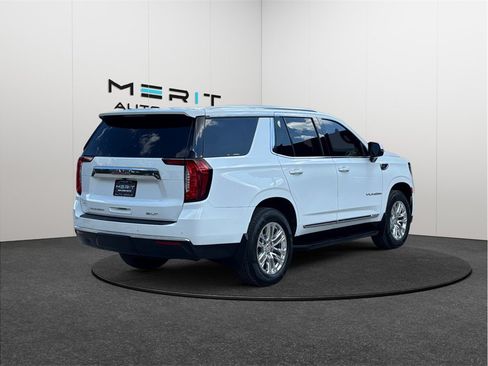 Used 2022 GMC Yukon SLT w/ SLT Premium Package RWD image 9