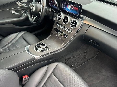 Used 2021 Mercedes-Benz C 300 Sedan image 15