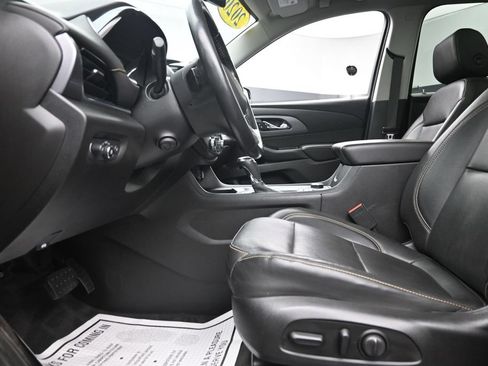 Used 2020 Chevrolet Traverse Premier AWD/4WD image 19