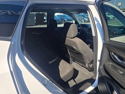 Used 2023 GMC Terrain SLE w/ LPO, Floor Liner Package AWD/4WD image 42