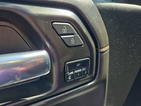 Used 2021 GMC Sierra 1500 AT4 w/ AT4 Value Package AWD/4WD image 43