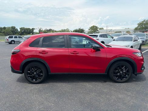 Used 2023 Honda HR-V Sport image 8