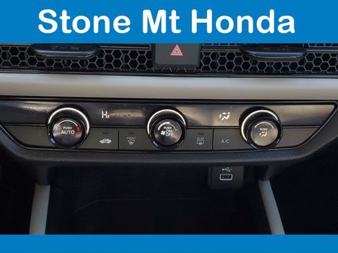 Used 2025 Honda HR-V LX image 27