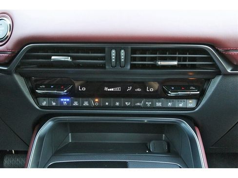 New 2025 MAZDA CX-70 Plug-In Hybrid w/ Premium Plus image 25