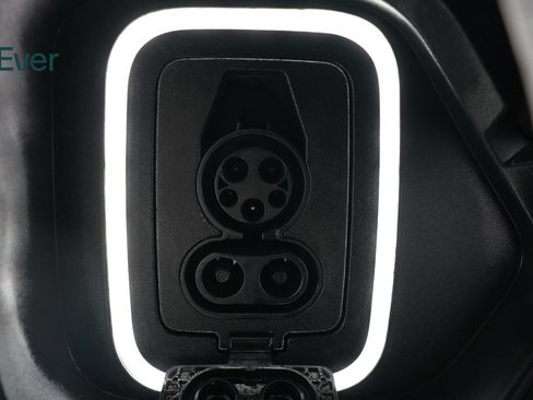 Used 2024 Rivian R1S Adventure AWD/4WD image 10