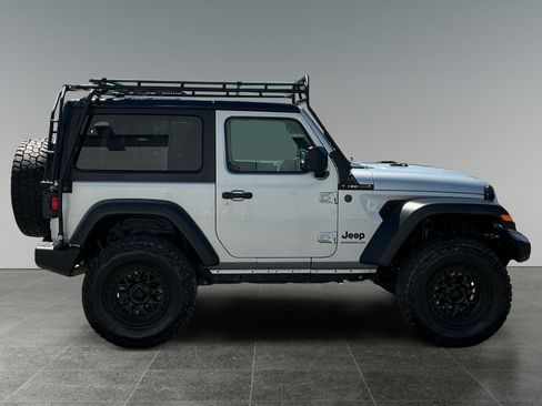 Used 2024 Jeep Wrangler Sport AWD/4WD image 6