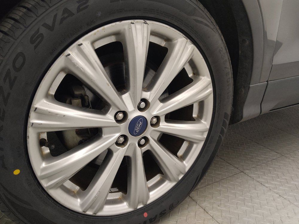 Used 2017 Ford Escape Titanium FWD image 31