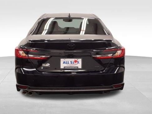 Used 2025 Toyota Camry LE image 6