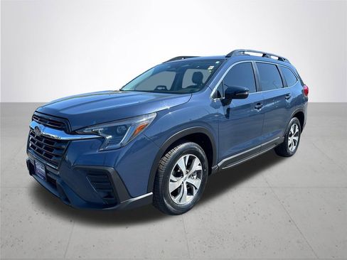 Used 2023 Subaru Ascent Premium w/ Convenience Package AWD/4WD image 2