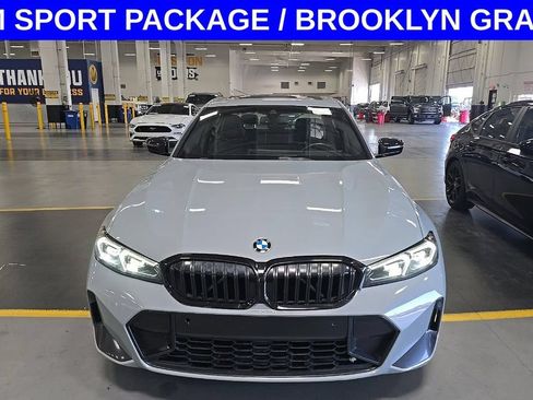 Used 2023 BMW 330i Sedan w/ M Sport Package RWD image 6