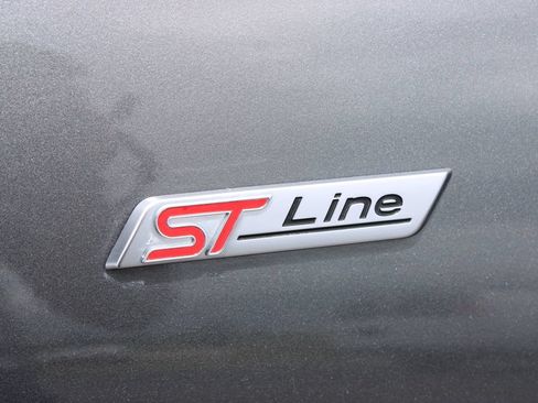 Used 2025 Ford Escape ST-Line FWD image 14