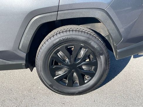 Used 2021 Toyota RAV4 LE w/ Carpet Mat Package (TMS) FWD image 31