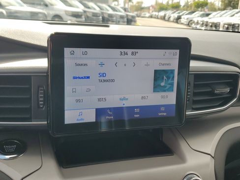 Used 2023 Ford Explorer XLT w/ Equipment Group 202A image 24