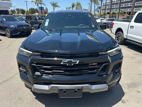 Used 2024 Chevrolet Colorado Z71 w/ Z71 Convenience Package 2 AWD/4WD image 2