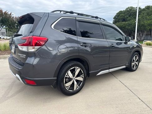 Used 2020 Subaru Forester Touring AWD/4WD image 9