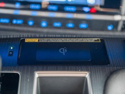 Certified 2022 Toyota Sienna XSE image 27