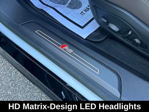 Used 2023 Audi RS e-tron GT w/ Ceramic Brake Package image 11