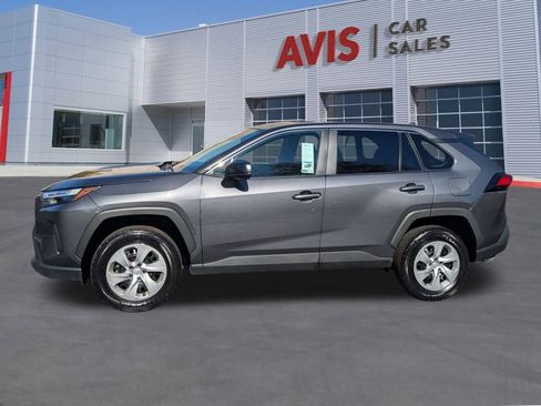 Used 2025 Toyota RAV4 LE image 10