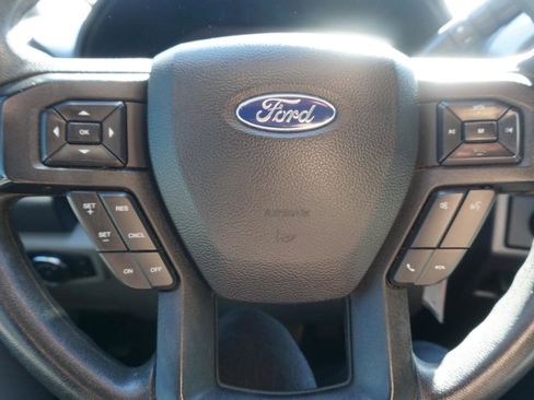 Used 2020 Ford F250 XLT w/ Snow Plow Prep Package image 15