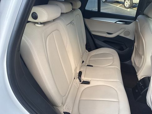 Used 2017 BMW X1 xDrive28i AWD/4WD image 35