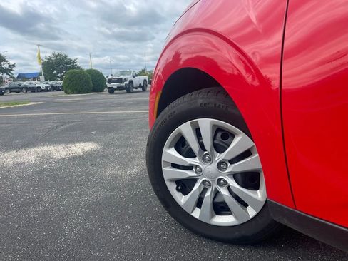 Used 2023 Kia Soul LX image 6