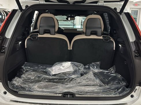 New 2026 Volvo XC90 T8 Plus w/ Protection Package Premier AWD/4WD image 30