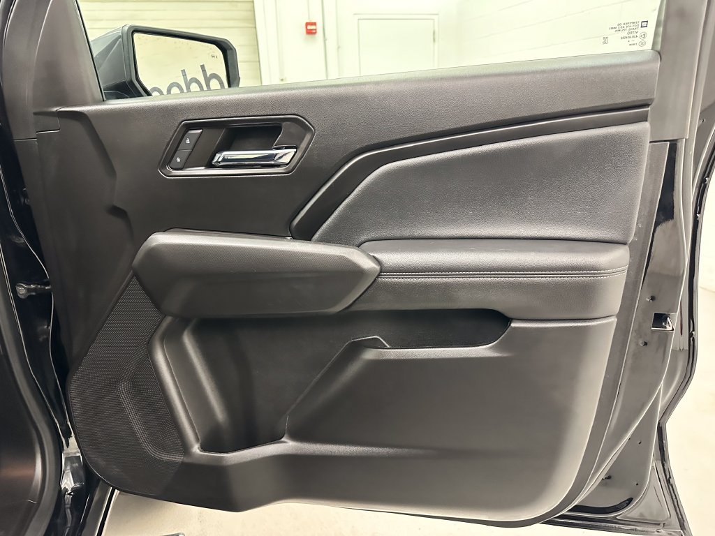Used 2024 Chevrolet Colorado LT w/ LT Convenience Package AWD/4WD image 28