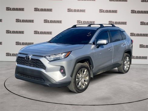 Used 2024 Toyota RAV4 XLE Premium image 1