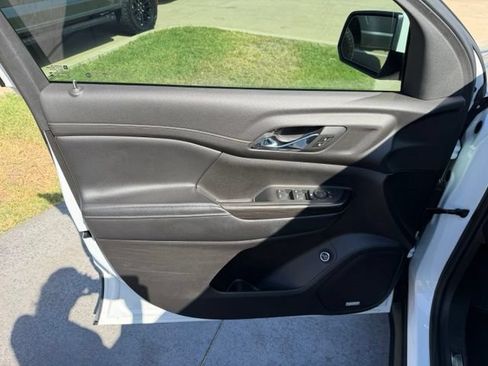 Used 2019 GMC Acadia SLT FWD image 10