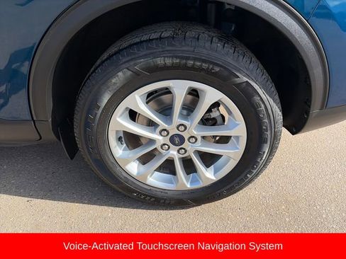 Used 2020 Ford Escape SE image 14