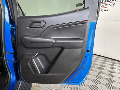 Used 2023 Chevrolet Colorado Trail Boss w/ Technology Package AWD/4WD image 23
