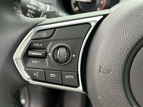 Used 2026 Acura RDX SH-AWD image 12