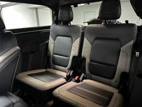 Used 2024 Ford Bronco Big Bend w/ Sasquatch Package AWD/4WD image 24