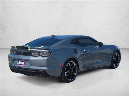 Certified 2020 Chevrolet Camaro SS RWD image 5