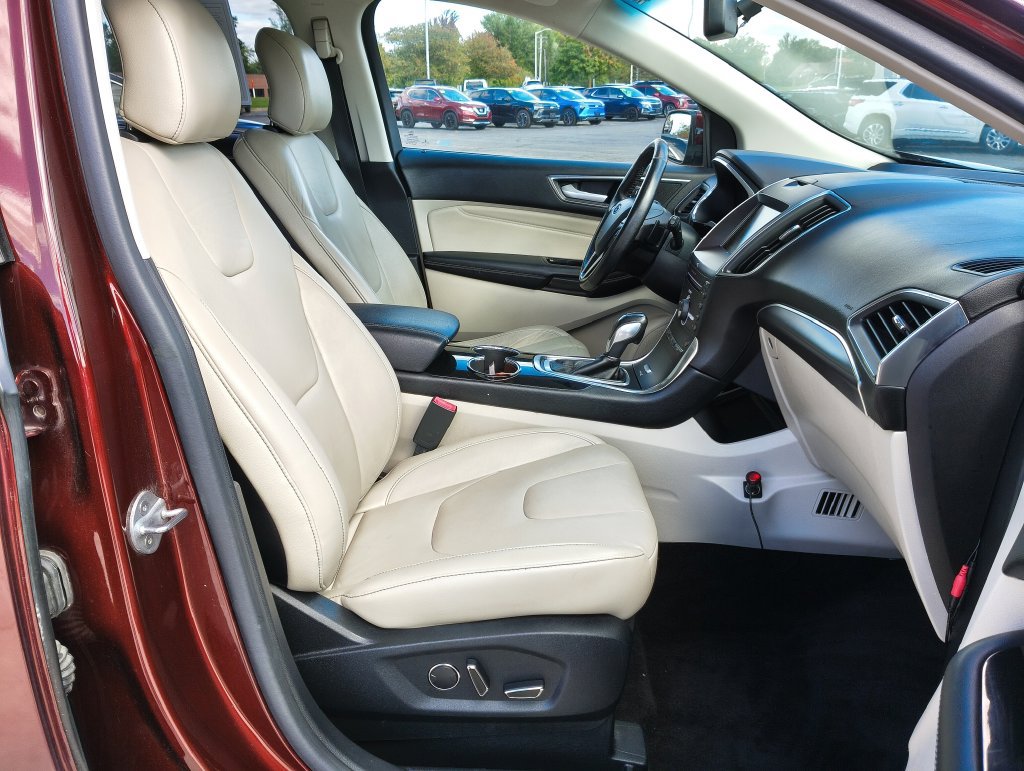 Used 2015 Ford Edge Titanium AWD/4WD image 20