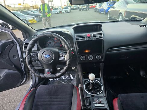 Used 2018 Subaru WRX STI AWD/4WD image 29