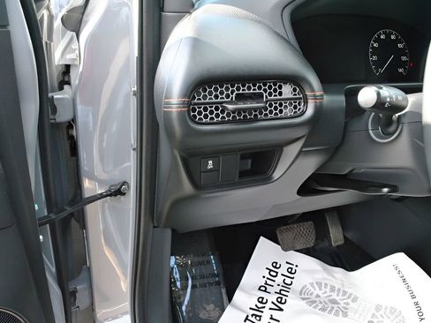 Certified 2024 Honda HR-V Sport image 18