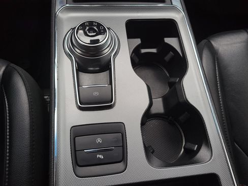 Used 2022 Ford Edge Titanium AWD/4WD image 28