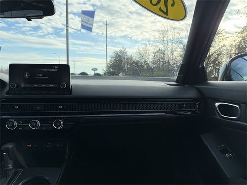 Used 2024 Honda Civic Sport image 19