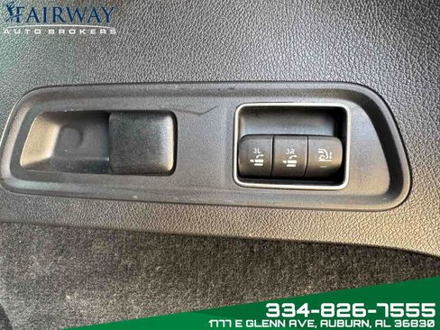 Used 2025 Mercedes-Benz GLS 450 4MATIC image 29