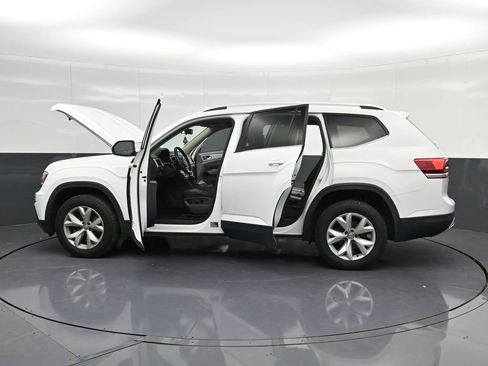 Used 2018 Volkswagen Atlas SE image 40