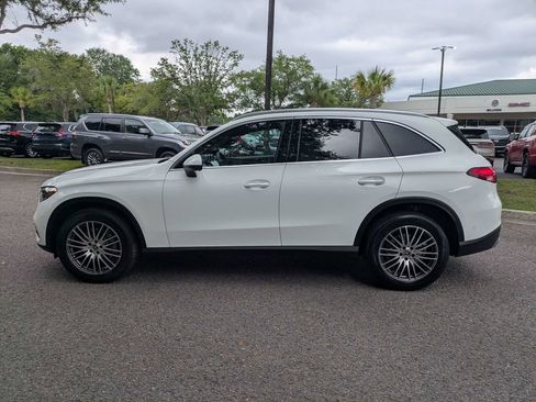Used 2024 Mercedes-Benz GLC 300 4MATIC image 7