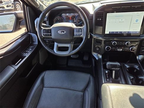 Used 2022 Ford F150 XLT w/ Equipment Group 302A High image 14