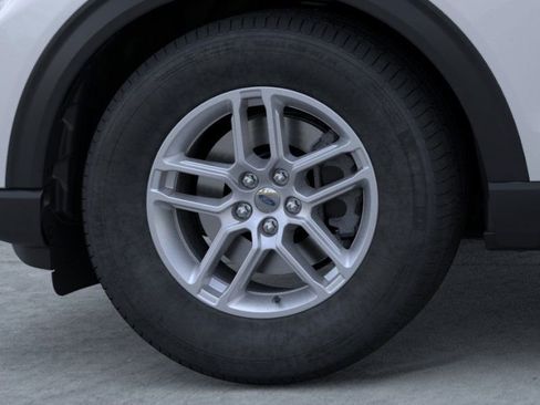 Used 2026 Ford Explorer Active RWD image 19