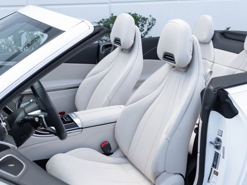 Used 2025 Mercedes-Benz CLE 450 4MATIC Cabriolet image 63