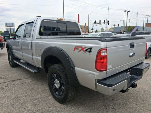 Used 2016 Ford F250 Lariat w/ Lariat Ultimate Package AWD/4WD image 7